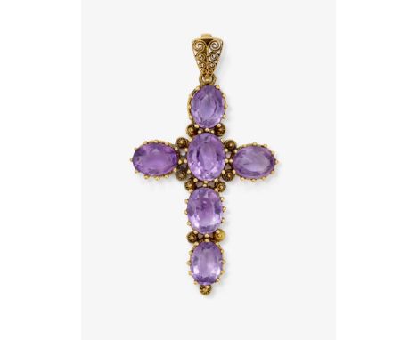 Kreuzanhänger mit AmethystenWohl Deutschland, um 1870-1880Gelbgold 750/-, getestet. 6 Amethyste im ovalen Facettenschliff, zu