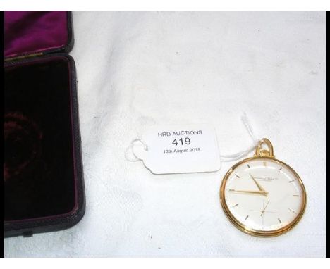 An International Watch Co. gent's 18ct gold pocket watch, with separate second hand, in presentation case CONDITION REPORTTic