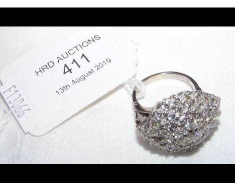 A 3ct total diamond cluster ring in 18ct white gold setting 