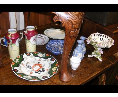 Various collectable ceramic ware, including Ironstone plate, Copeland and other 
