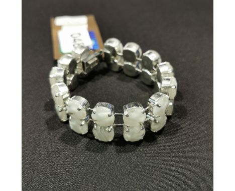 DESIGNER BANGLE