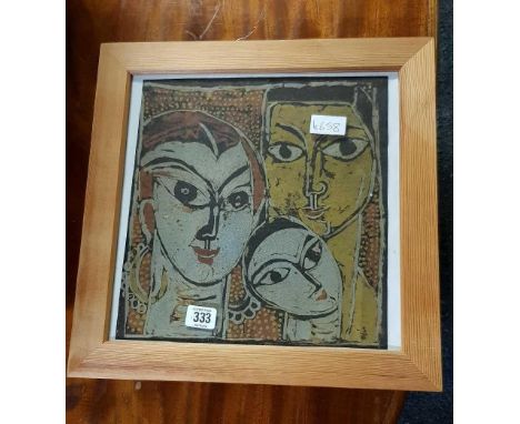 PINE 3D STYLE FRAME WITH PRINT OF HEADS