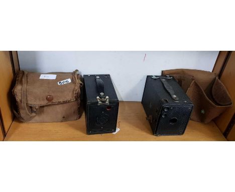 2 VINTAGE KODAK BROWNIE BOXED CAMERA'S
