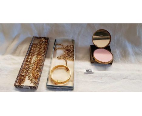 QTY OF GOLD COLOURED BRACELETS & NECKLACES & A POWDER COMPACT & BANGLE