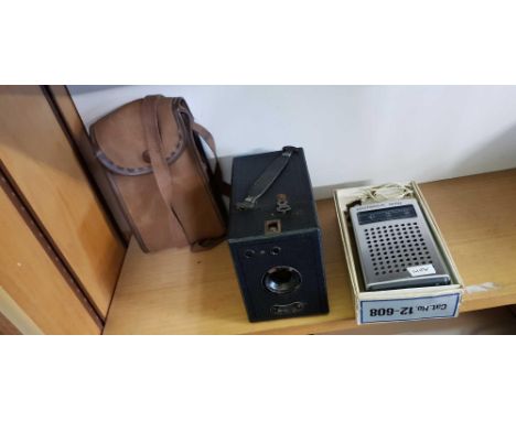 KODAK BOX CAMERA, JET STREAM MINI RADIO & A VINTAGE CAMERA CASE