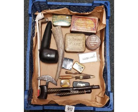 CARTON WITH A MODERN PIPE IN CASE, CLAY PIPES, VINTAGE TINS & OTHER BRIC-A-BRAC