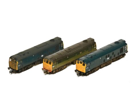 Three Bachmann 00 gauge diesel locomotives, D5204, D5296, D7586 