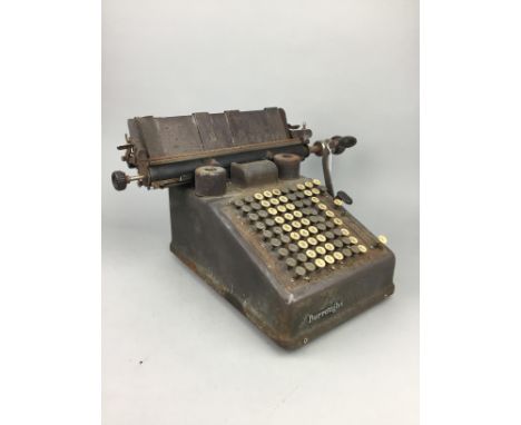 VINTAGE TYPEWRITER