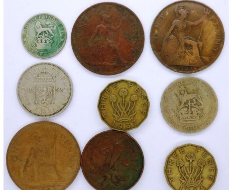 Mixed UK coinage to include threepences and pennies. P&amp;P Group 0 (£5+VAT for the first lot and £1+VAT for subsequent lots