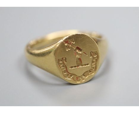 An 18ct gold intaglio seal signet ring, 8.8grams