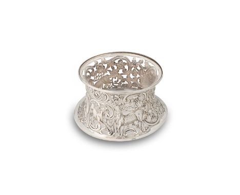 Dublin- An early 20th century silver dish ring, mark of Edmond Johnson Ltd.,1906, of traditional circular form, the concave s