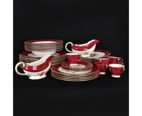 Hammersley tea and dinner service, including twelve dinner plates, twelve teacups, two sauce boats, two covered dishes etc  