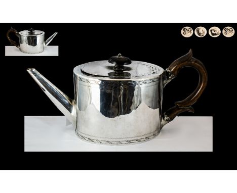 George III Sterling Silver Teapot of Pleasing Proportions / Form. Height 4.3/4 Inches - 11.90 cms. Hallmark London 1781, Make