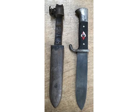 HJ Traveling Knife with scabbard and frog (damaged), motto to blade marked ‘E.P.&amp;.S Solingen. GES GESCH’. Blade length 13