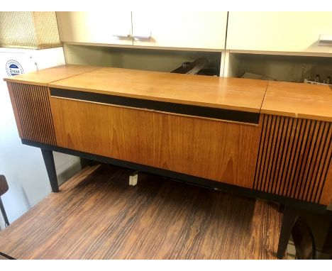 Vintage Radiogram from house clearance ( sold as a collectors/ display item)