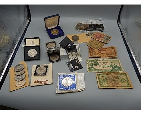 Assorted Coins including Festival of Britain , Queens Silver Jubilee , Churchill etc etc