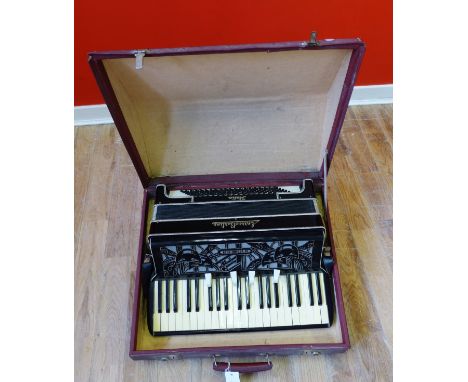 'Enrico Bertini, Italia', piano accordion with carrying straps, in case.