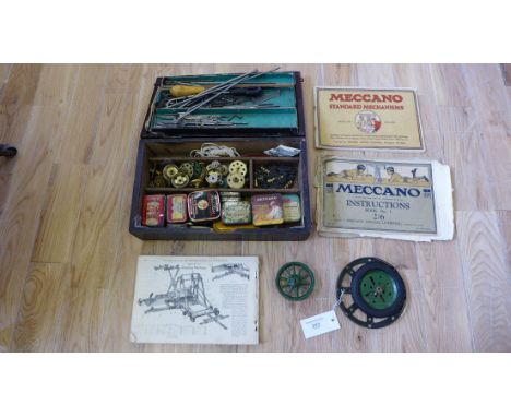 A carton containing a quantity of vintage Meccano (a lot) 