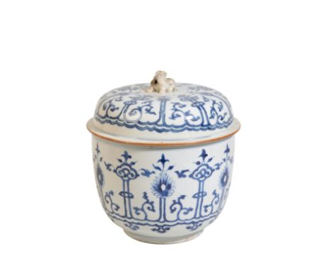 LARGE BLUE AND WHITE COVERED POT, KANGXI PERIOD the sides painted with lotus and scrolling tendrils, Height: 26cm
