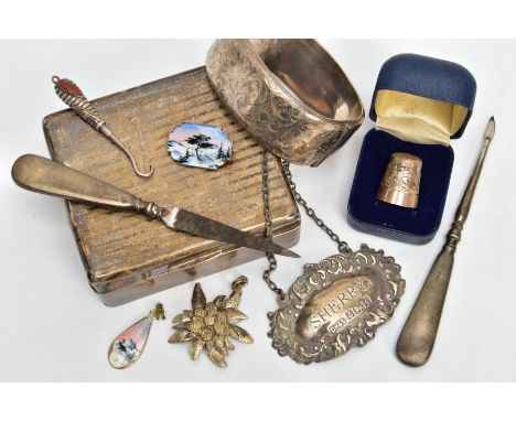 A SILVER CIGARETTE BOX, BANGLE AND OTHER ITEMS, square wooden cigarette box with a silver engine turned design lining and vac