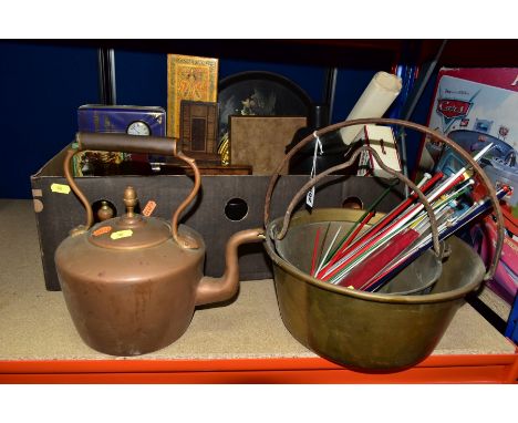 A BOX AND LOOSE METALWARES, TREEN AND SUNDRY ITEMS, to include a mid-twentieth century black lacquer papier-mâché cocktail se