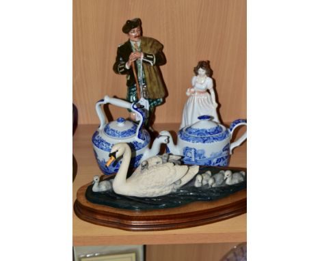 TWO ROYAL DOULTON FIGURES, A BORDER FINE ARTS SCULPTURE AND TWO SPODE 'ITALIAN' MINIATURE PIECES, the Royal Doulton comprisin