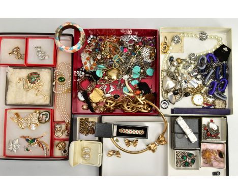 A SELECTION OF COSTUME JEWELLERY, to include a gold-plated swivel fob set with bloodstone and carnelian, a gold-plated albert