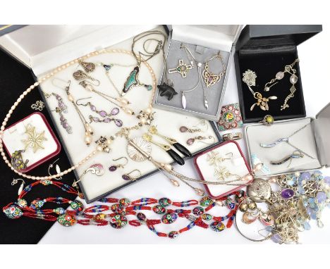 A SELECTION OF SILVER AND WHITE METAL JEWELLERY AND TWO COINS, to include pendant necklaces, a white metal enamel drop pendan
