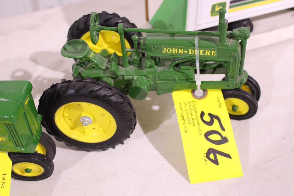 John Deere Model B Tractor, 1/16 Scale Model.