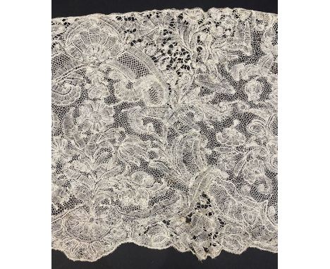 Length of Brabant bobbin lace&nbsp;circa 1730's to 40's, 306cm x 32cm&nbsp;Condition Reportphotos for lots 203 and 204 now co