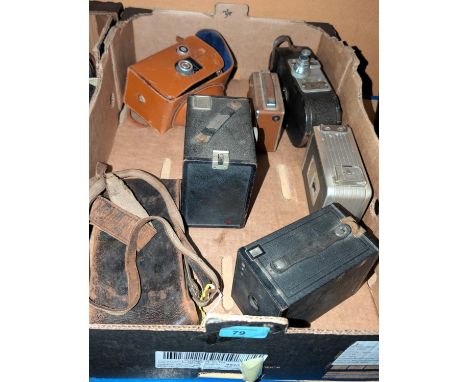 A vintage Ciro-flex American camera with Alphax lens, a 16mm and two 8mm cameras and 2 box cameras.