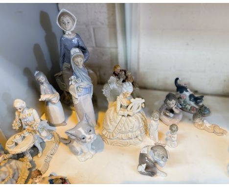 A selection of Lladro figures and other similar, Cats 5113, 1442 etc.