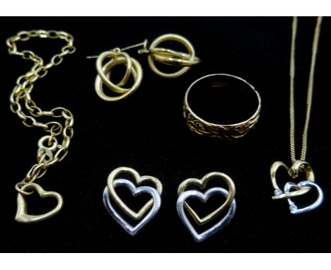 Gold ring engraved decoration, pairs of gold earrings, chain bracelet and pendant necklace, all hallmarked 9ct or stamped 375