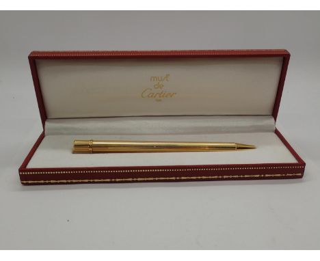 Must De Cartier gold plated ball point pen in original Cartier box. UK P&amp;P Group 1 (£16+VAT for the first lot and £2+VAT 
