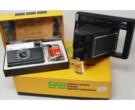 Kodak Instamatic 133 and Kodak EK8 instant camera, boxed. UK P&amp;P Group 2 (£20+VAT for the first lot and £4+VAT for subseq