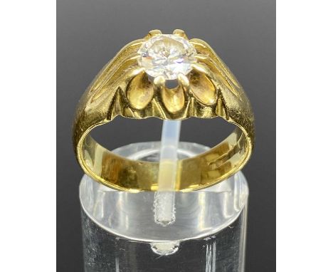 18CT GOLD GENTLEMAN'S SIGNET RING having solitaire diamond, approx 1.0ctProvenance: deceased estate Conwy