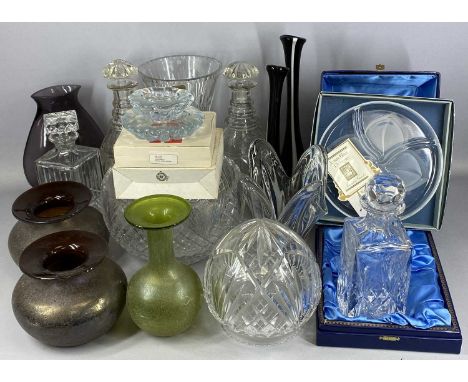 ASSORTED GLASSWARE including large, good quality circular cut glass bowl, 26cms (diam.), two Danish Holmegaard glass dishes (