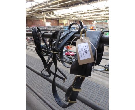 Brown vintage leather pony saddle pad, breeching and crupper in fair condition&nbsp;&nbsp;Estimate £20-30