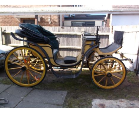 VICTORIA built by Jul. Stein, Berlin circa 1900 to suit 15 to 17hh pair.&nbsp; Painted yellow and black with green lining.&nb