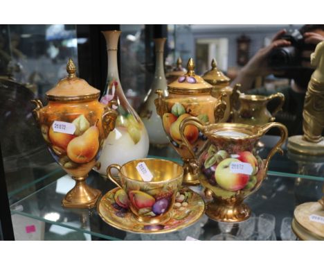 Collection of Coalport &amp; Aynsley Fruit pattern ceramics to include Pair of Coalport lidded vases, Richard Budd signed two