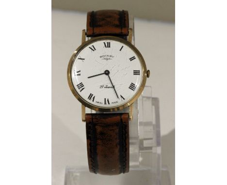 9ct gold vintage Rotary gentlemans 21 jewels wristwatch. 9ct gold vintage Rotary gentlemans 21 jewels wristwatch: With leathe