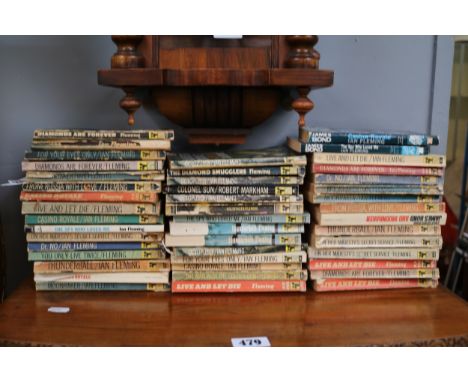 Good collection of Ian Fleming James Bond Pan Paperbacks 