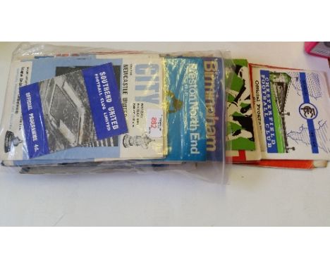 FOOTBALL, programmes, 1960s, inc. Manchester United, Stoke; Southend v Lincoln 1961/2, Stockport v Barrow 1964/5, Bristol Rov