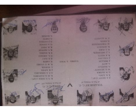 CRICKET, collection of Essex autographs, 1946 onwards, 91 players, duplicated signatures (445 in total), inc. white cards, al