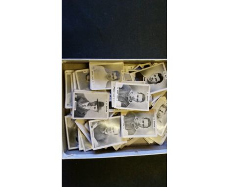PHILLIPS, Footballers (Pinnace), miniature RP, London clubs, inc. Arsenal (4), West Ham (12), Chelsea (13), QPR (4), Crystal 