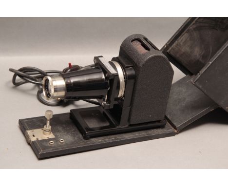 Ihagee Projector, a compact portable slide projector in self contained case