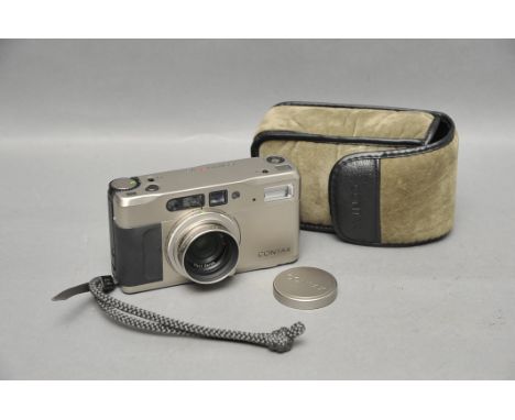 ANNOUNCEMENT: THIS CAMERA APPEARS NOT TO POWER UP OR FUNCTIONA Contax TVS Compact Camera, with maker's soft case