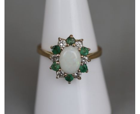 Gold opal and emerald cluster ring - Approx size: O½ 