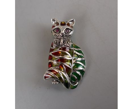 Silver and enamel cat brooch 