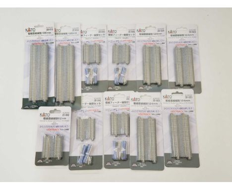 A large quantity of mixed KATO N gauge model railways Unitrack to include double track straights sections, ex-shop stock - E 